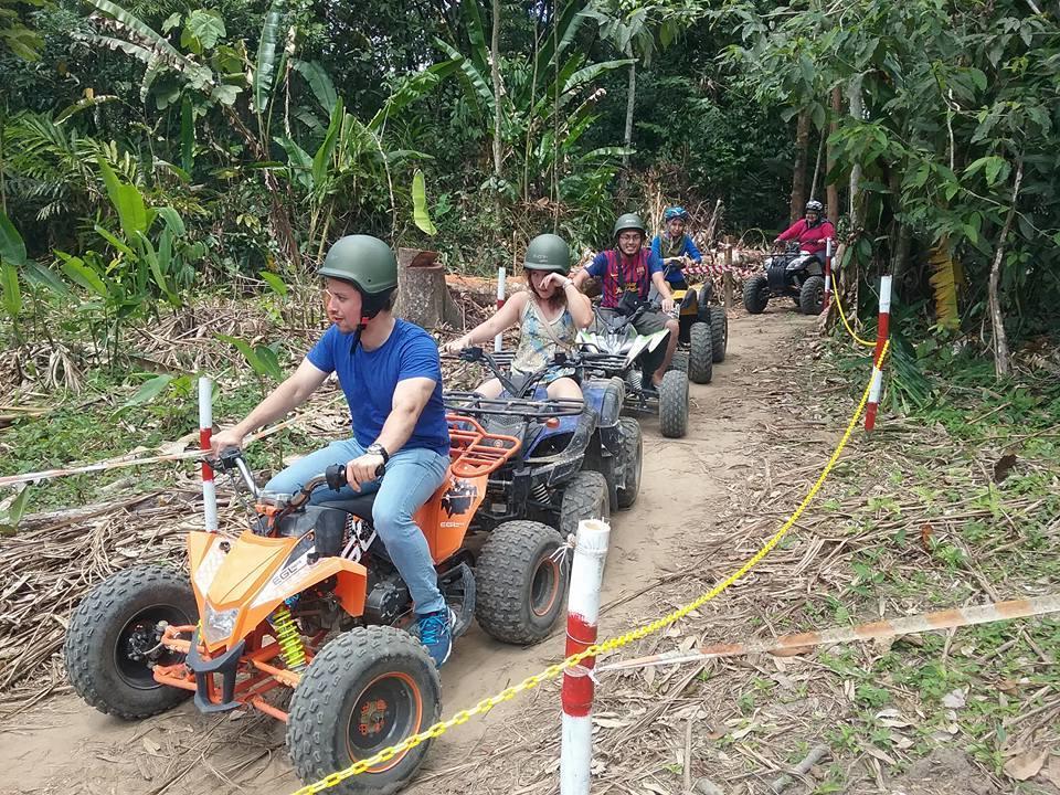 Seri Pengantin Resort Kampung Janda Baik Eksteriør billede